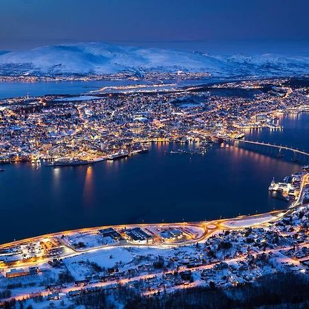 Leilighet Med Nydelig Utsikt Tromsø Exterior foto